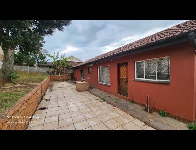 4 BEDROOM FREESTANDING FOR SALE IN ALLANDALE